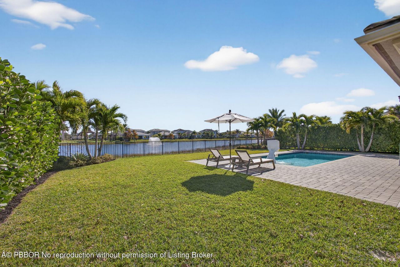 9221 Crestview Circle, Palm Beach Gardens, FL 33412 Photo