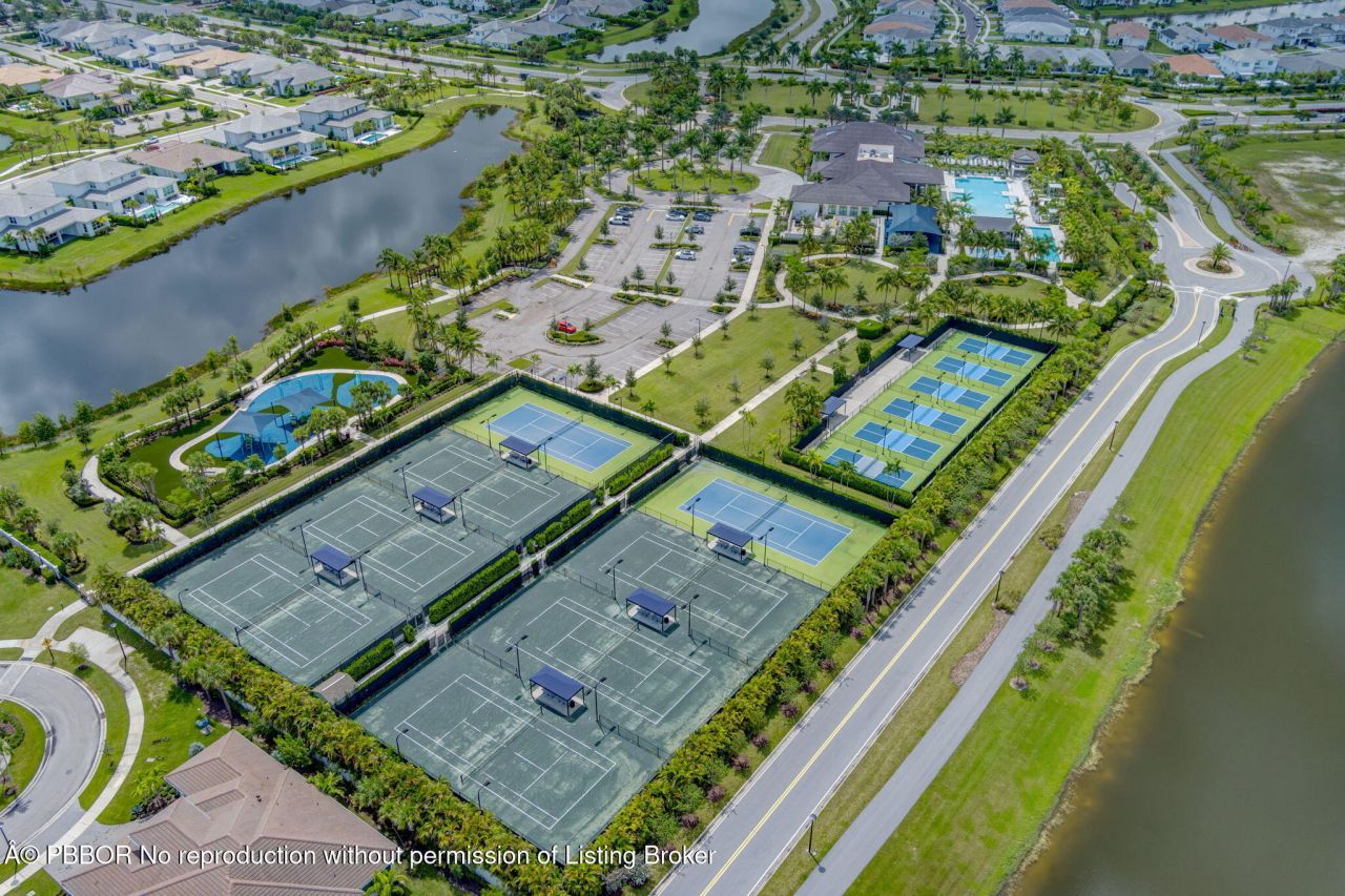 9221 Crestview Circle, Palm Beach Gardens, FL 33412 Photo