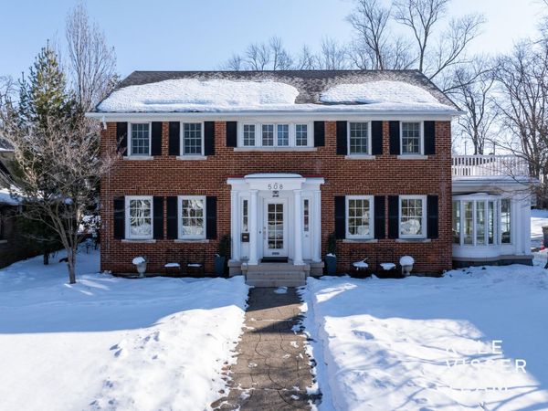 508 Cambridge Boulevard SE, East Grand Rapids, MI 49506
