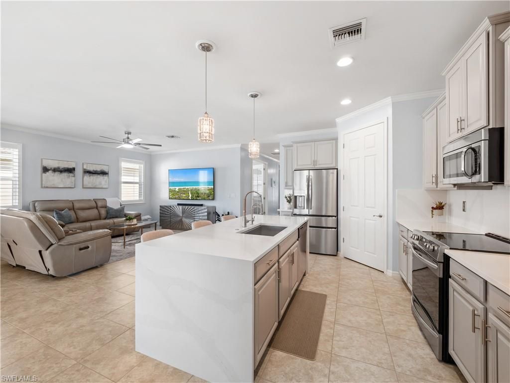 3280 Royal Gardens Ave, Fort Myers, FL 33916 Photo