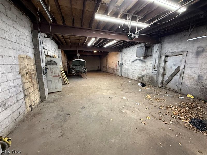 17609 Miles Road, Cleveland, OH 44128 Photo 6