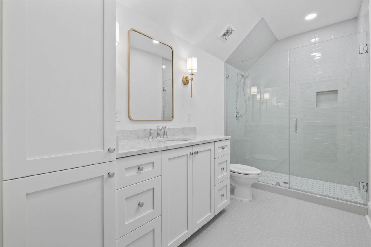 62 Makepeace Pl.  Photo 23