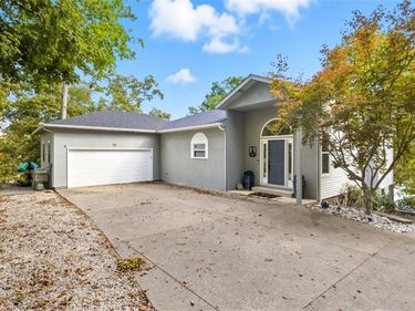 31 Good Oak Drive, Lake Ozark, MO 65049