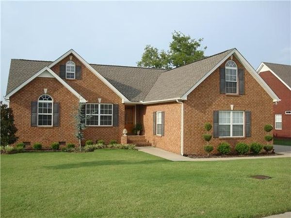 197 Red Jacket Trce , Murfreesboro, TN 37127