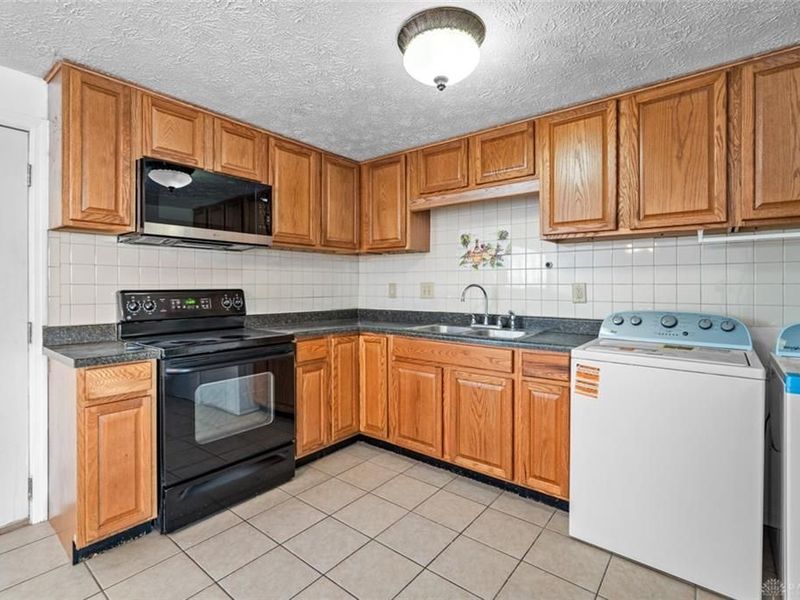 4476 Hannaford Street, Dayton, OH 45439 Photo 10