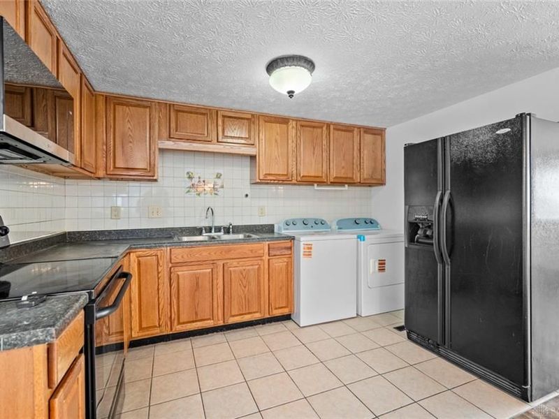 4476 Hannaford Street, Dayton, OH 45439 Photo 9