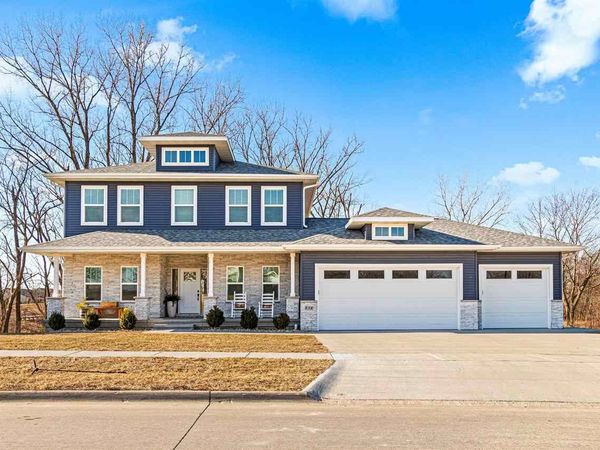 834 Old Mill Ln, Solon, IA 52333