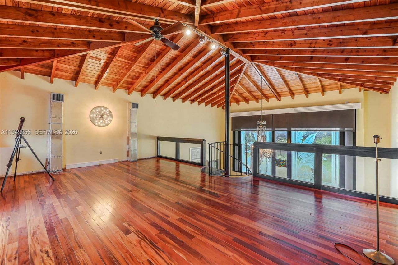 18975 SW 224th St, Miami, FL 33170 Photo