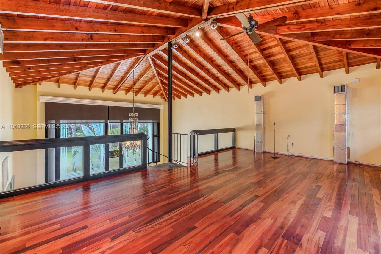 18975 SW 224th St, Miami, FL 33170 Photo