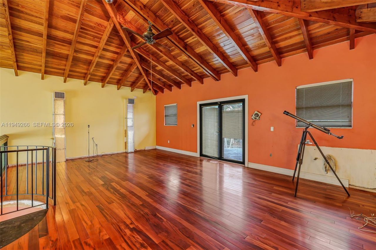 18975 SW 224th St, Miami, FL 33170 Photo