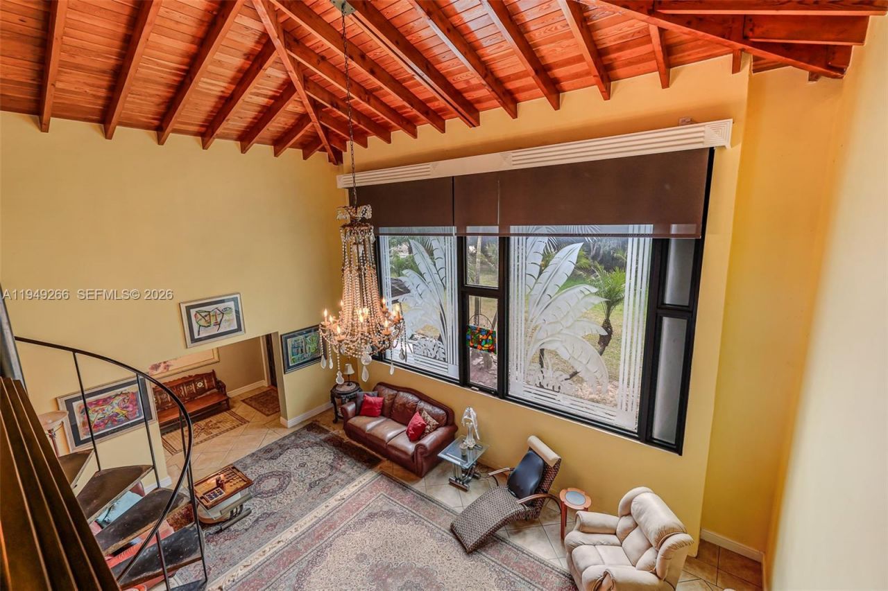 18975 SW 224th St, Miami, FL 33170 Photo