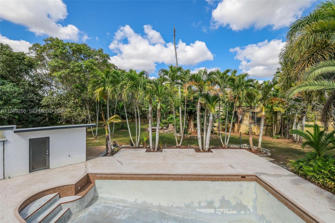 18975 SW 224th St, Miami, FL 33170 Photo