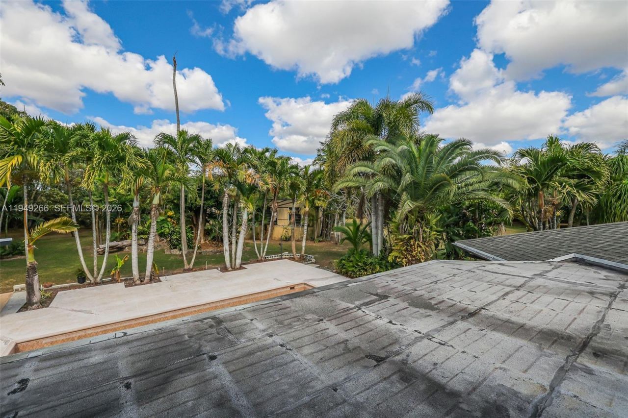 18975 SW 224th St, Miami, FL 33170 Photo