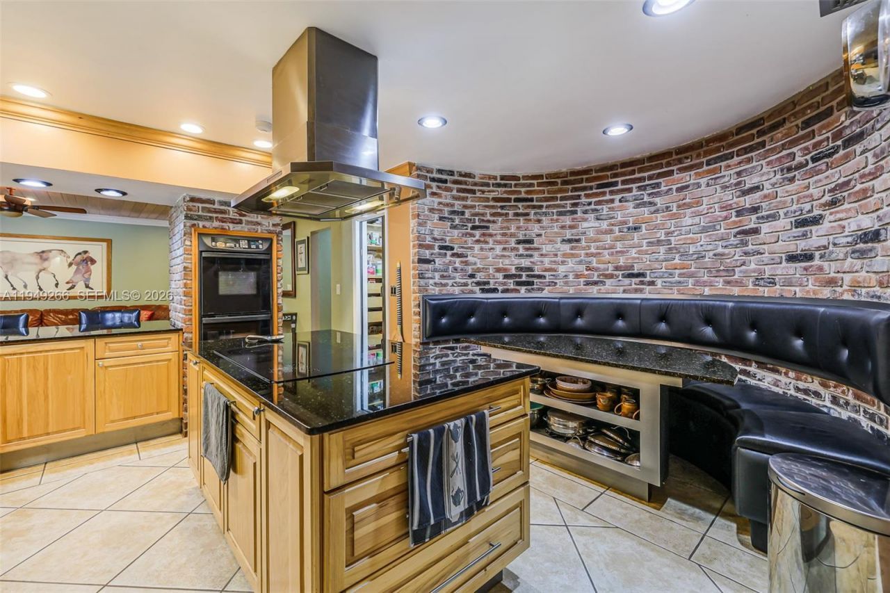 18975 SW 224th St, Miami, FL 33170 Photo