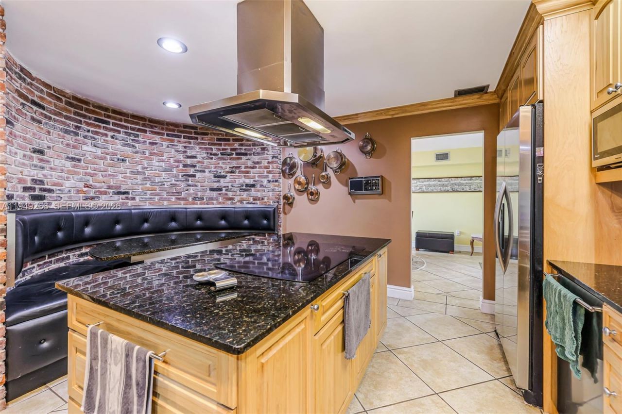 18975 SW 224th St, Miami, FL 33170 Photo