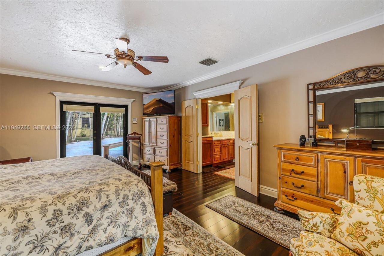 18975 SW 224th St, Miami, FL 33170 Photo