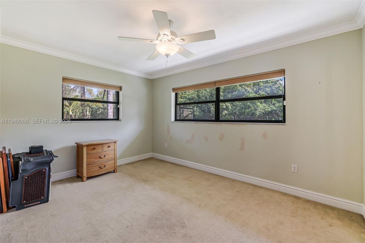 18975 SW 224th St, Miami, FL 33170 Photo