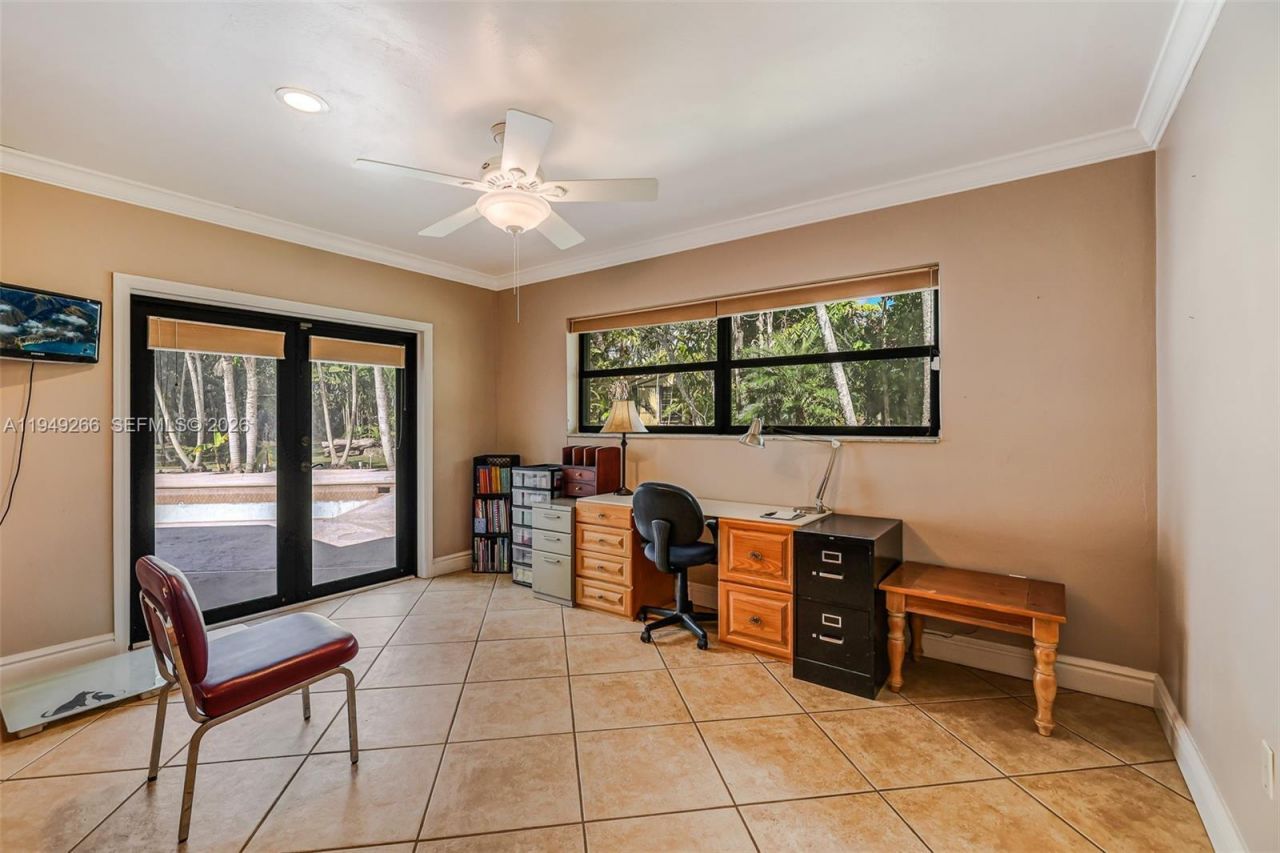 18975 SW 224th St, Miami, FL 33170 Photo