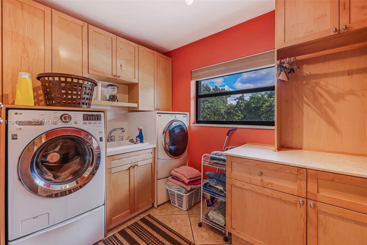 18975 SW 224th St, Miami, FL 33170 Photo