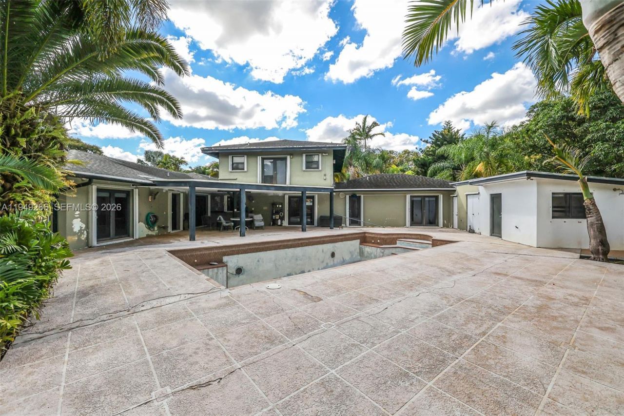 18975 SW 224th St, Miami, FL 33170 Photo