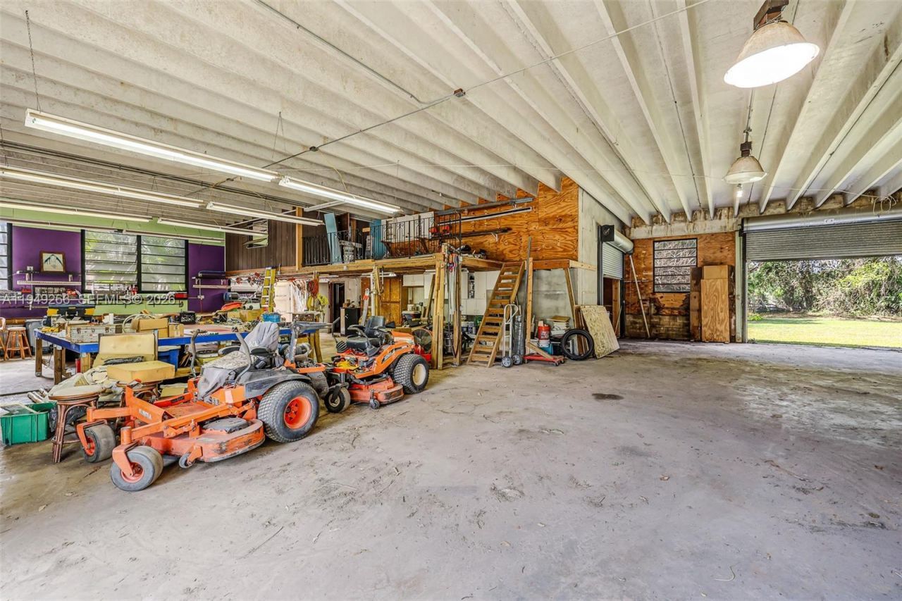 18975 SW 224th St, Miami, FL 33170 Photo