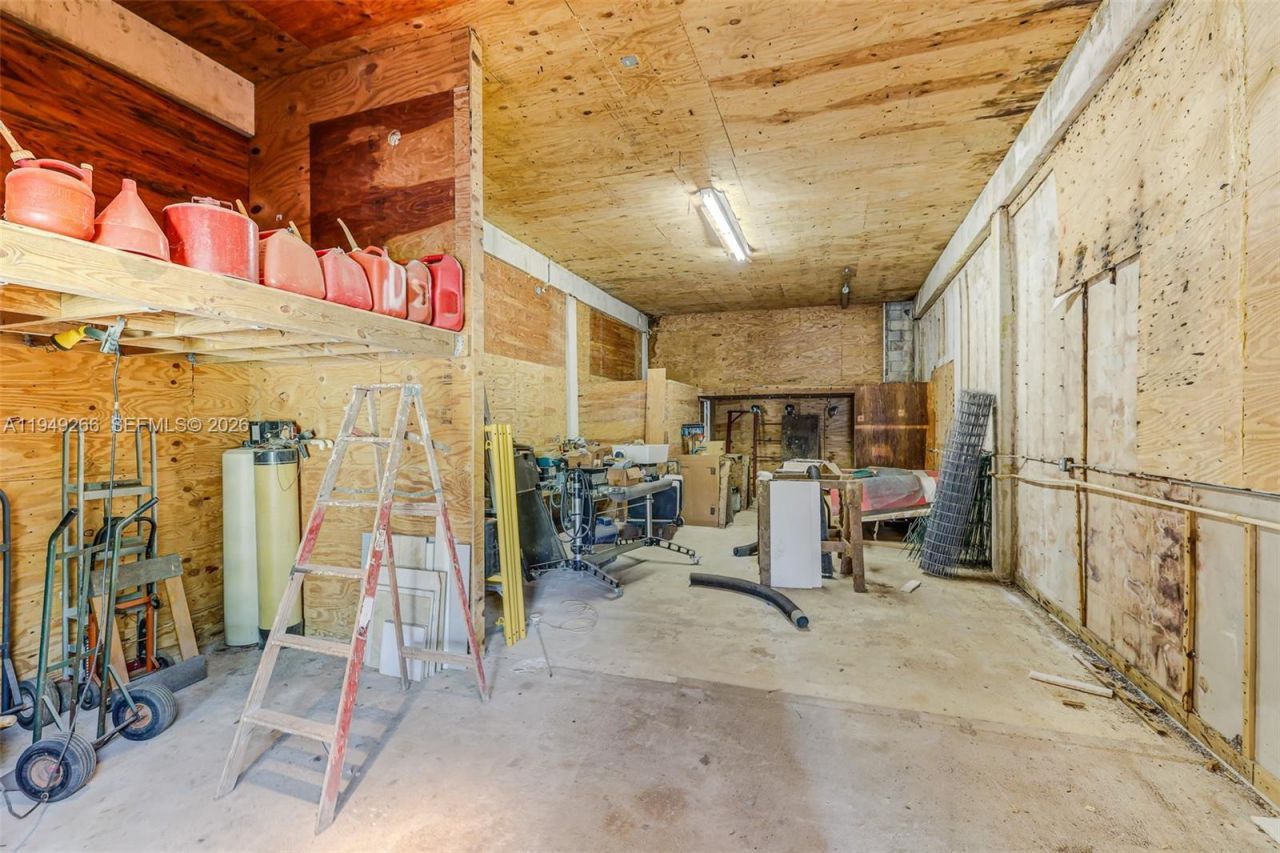 18975 SW 224th St, Miami, FL 33170 Photo