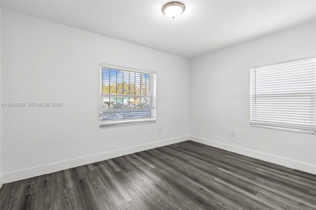 1176 NW 48th St, Miami, FL 33127 Photo