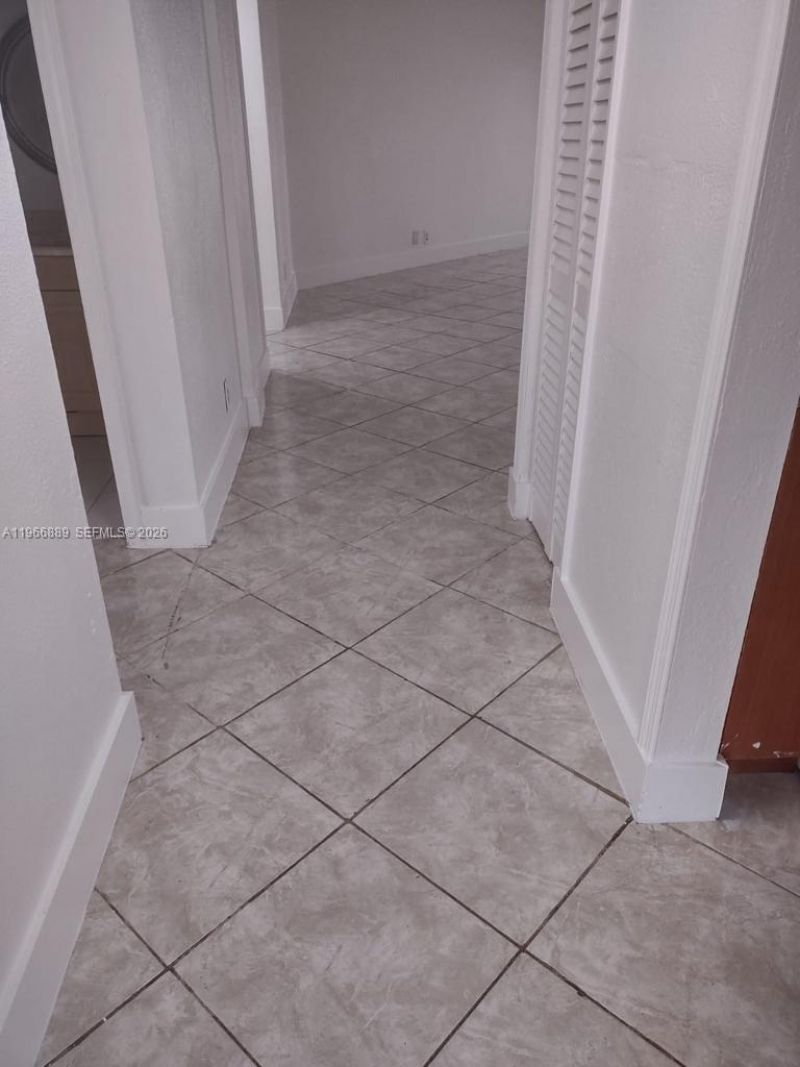 1880 N Congress Ave, Unit 101, West Palm Beach, FL 33401 Photo