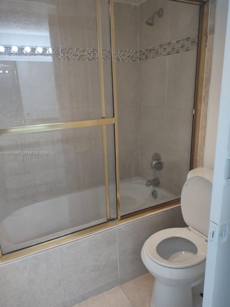 1880 N Congress Ave, Unit 101, West Palm Beach, FL 33401 Photo