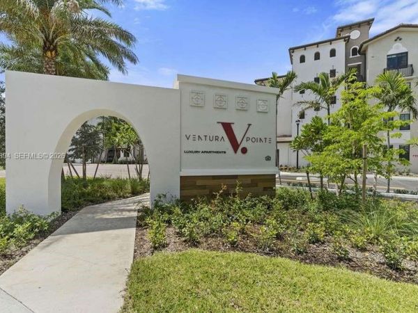 7850 Pasadena Blvd , Unit B1, Pembroke Pines, FL 33024