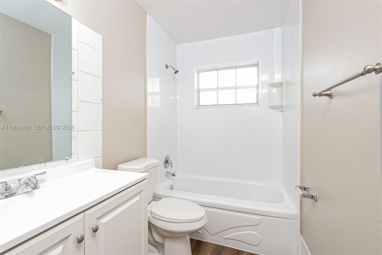 1443 7th Street, West Palm Beach, FL 33401 Photo