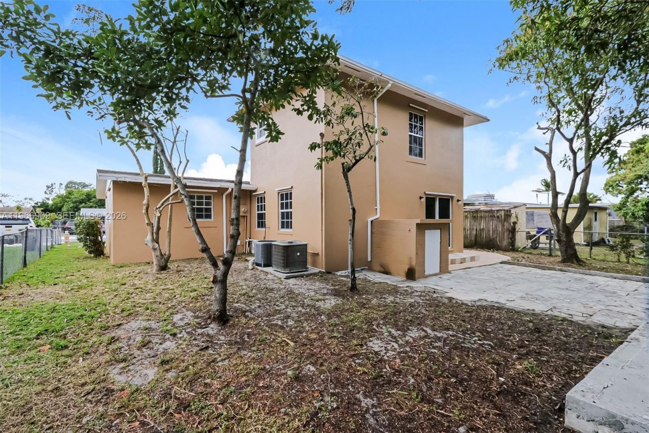 1443 7th Street, West Palm Beach, FL 33401 Photo