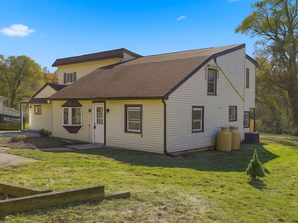 18 Pautipaug Hill, Sprague, CT 06330