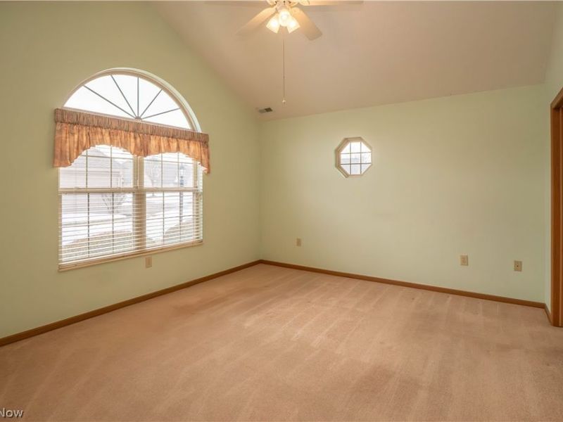 1377 Tylers Mill Lane NE, Massillon, OH 44646 Photo 17