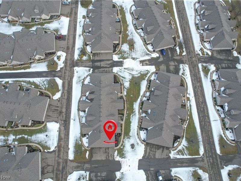 1377 Tylers Mill Lane NE, Massillon, OH 44646 Photo 2