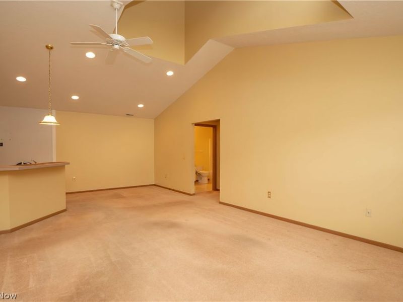 1377 Tylers Mill Lane NE, Massillon, OH 44646 Photo 7