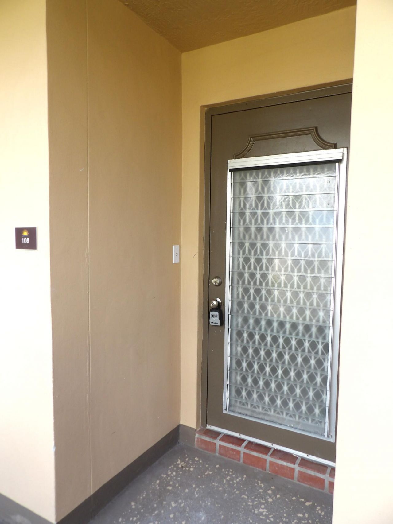 9310 Sunrise Lakes Boulevard, Unit 108, Sunrise, FL 33322 Photo