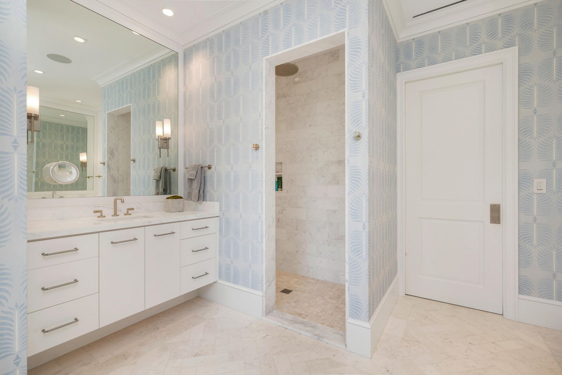 218 Everglade Avenue, Palm Beach, FL 33480 Photo