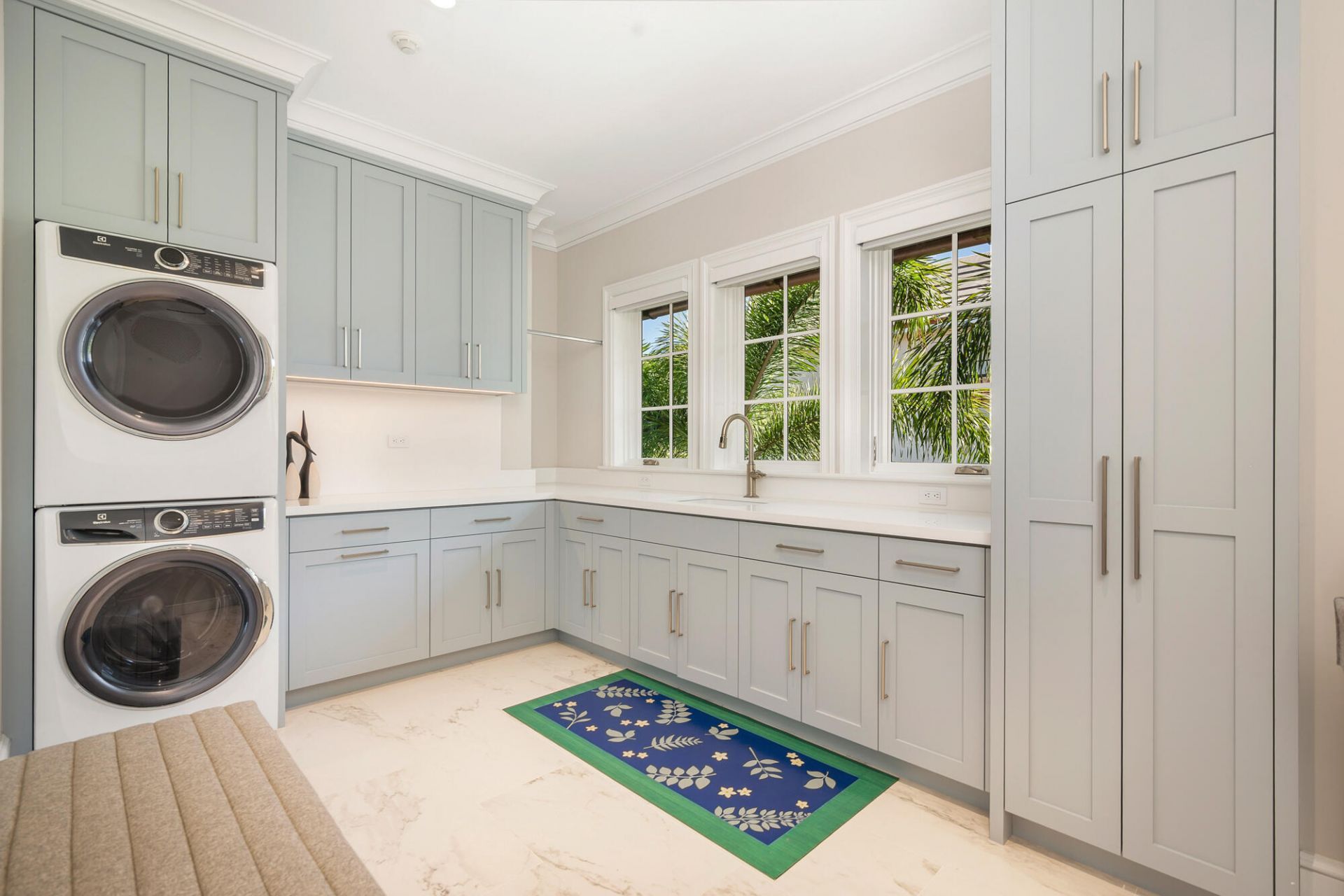 218 Everglade Avenue, Palm Beach, FL 33480 Photo