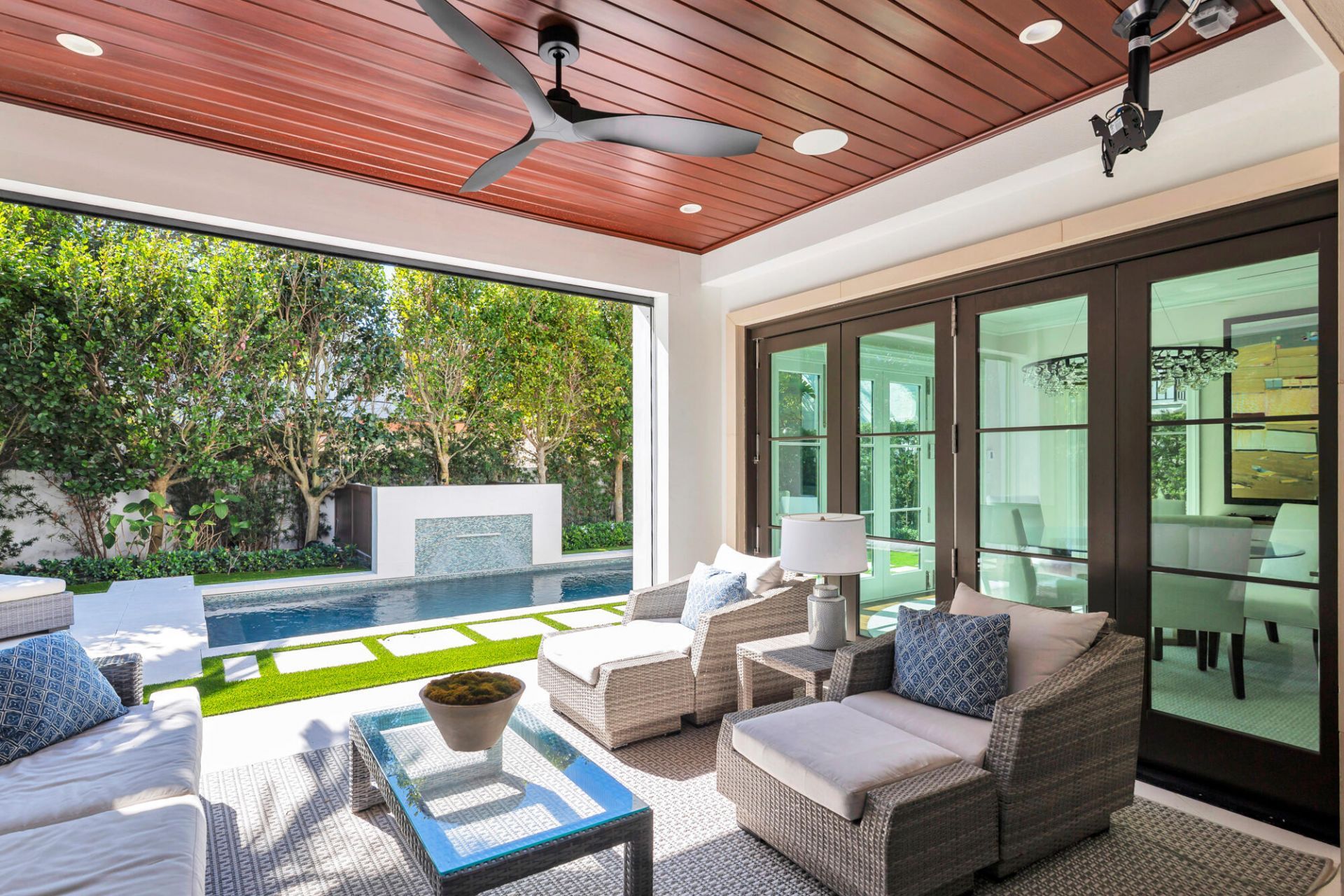 218 Everglade Avenue, Palm Beach, FL 33480 Photo