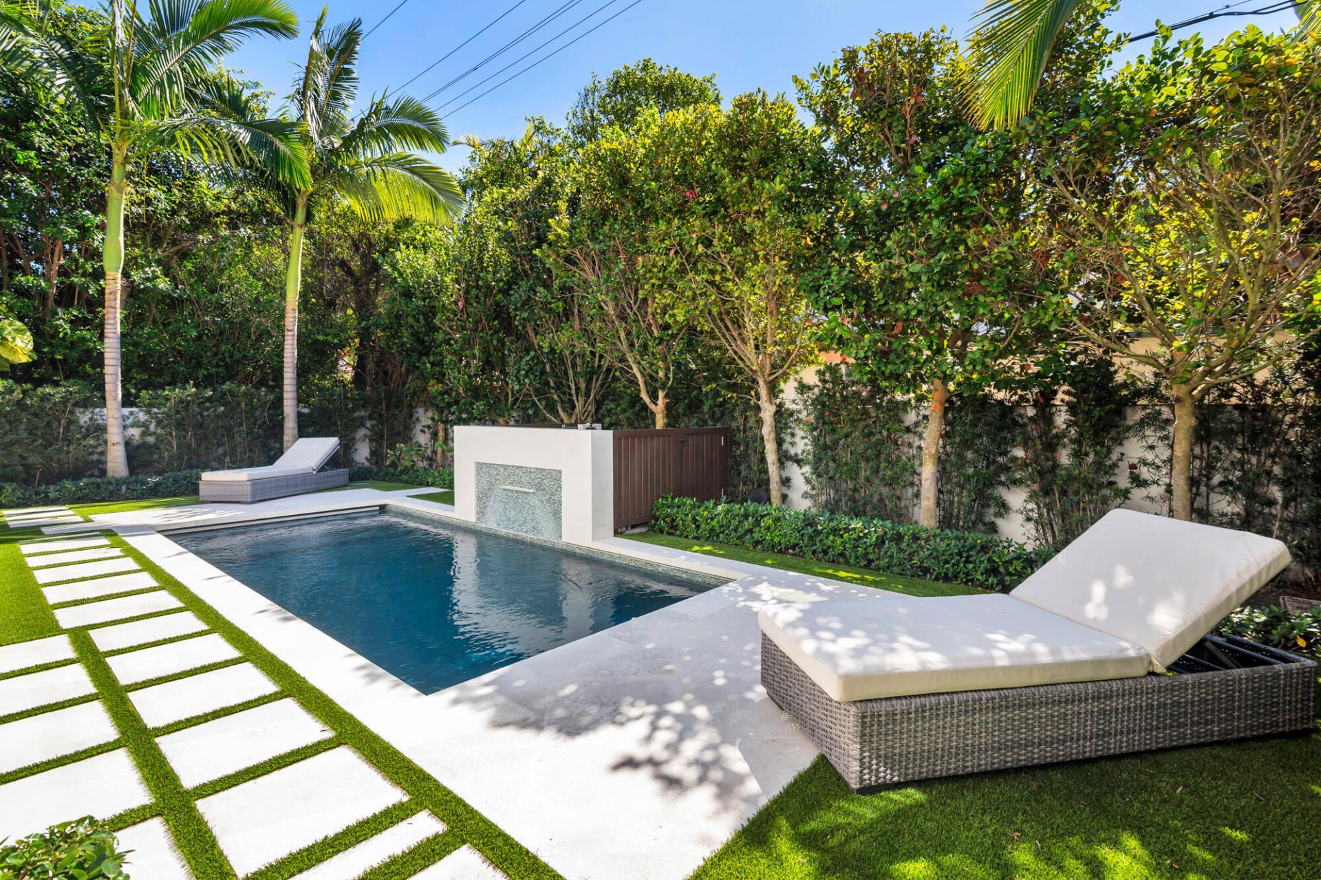 218 Everglade Avenue, Palm Beach, FL 33480 Photo