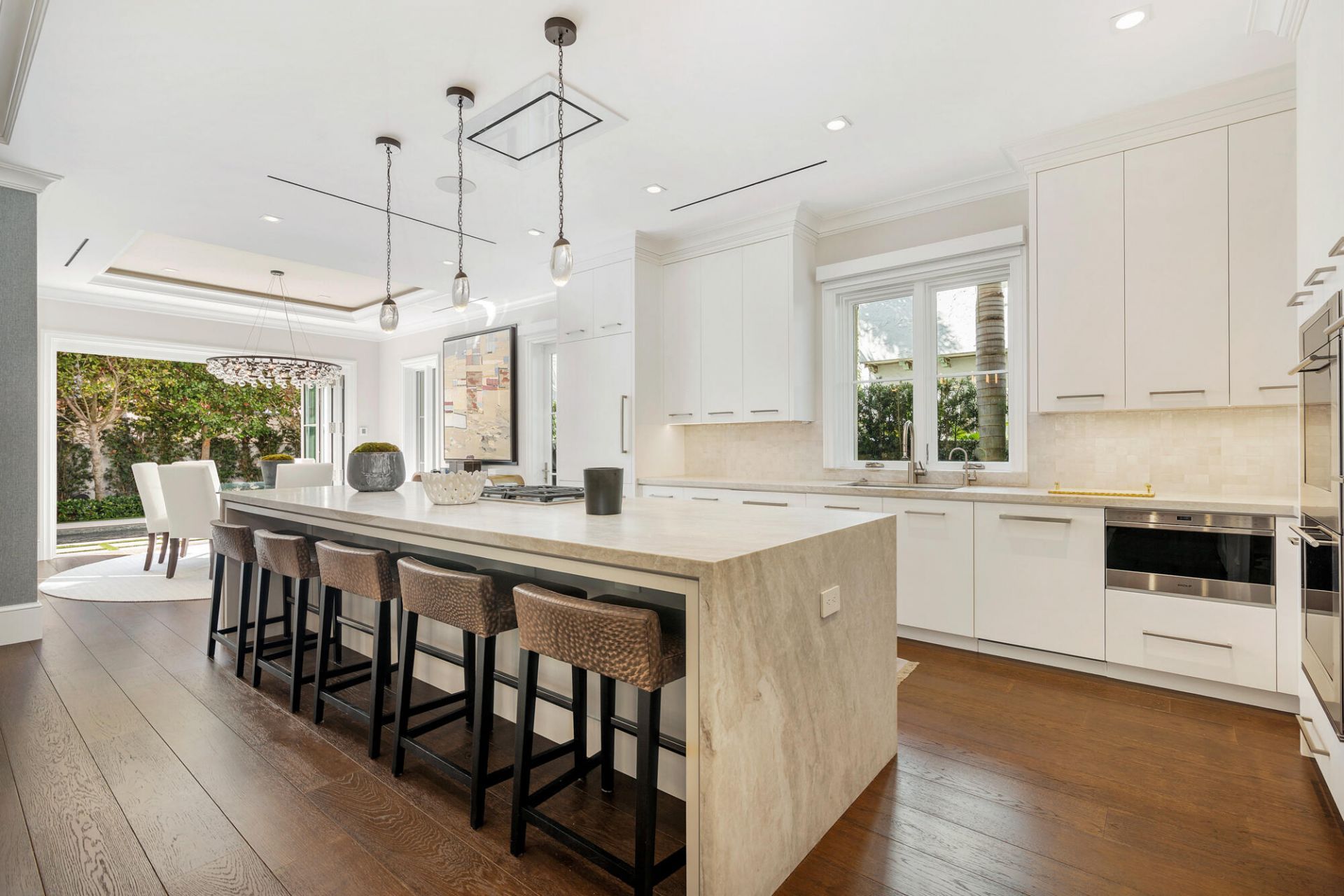 218 Everglade Avenue, Palm Beach, FL 33480 Photo