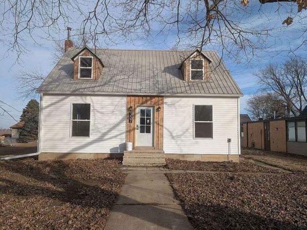 307 Harriman Ave., Archer, IA 51231