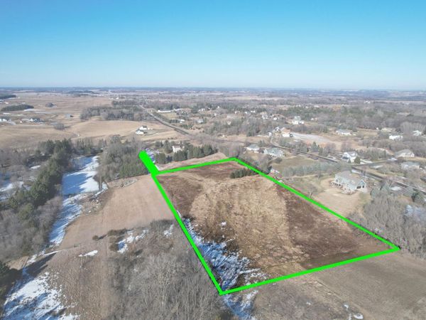 8426 11th Avenue NW, Rochester, MN 55901