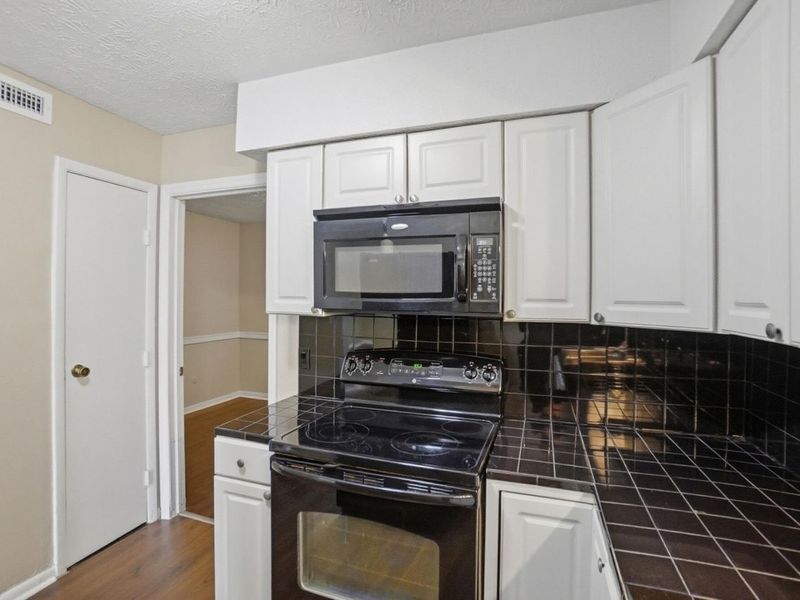 615 Villa Road, Unit K, Springfield, OH 45503 Photo 9