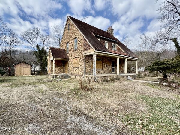 3719 Oswald St, Knoxville, TN 37917