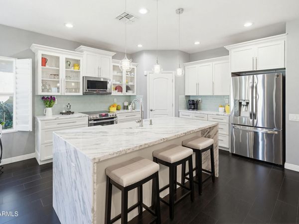 10772 W YEARLING Road, Peoria, AZ 85383