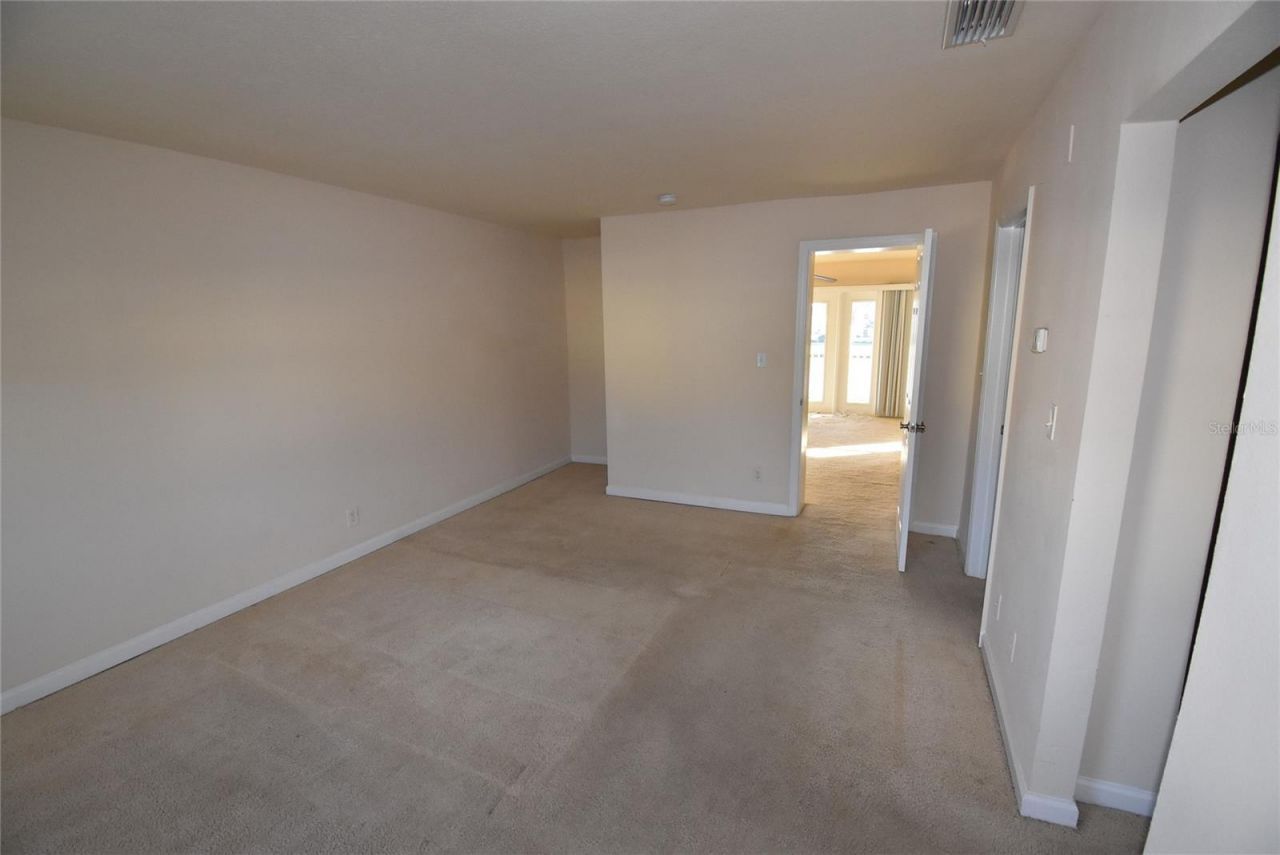 220 Pompano Drive Se, Unit H, Saint Petersburg, FL 33705 Photo