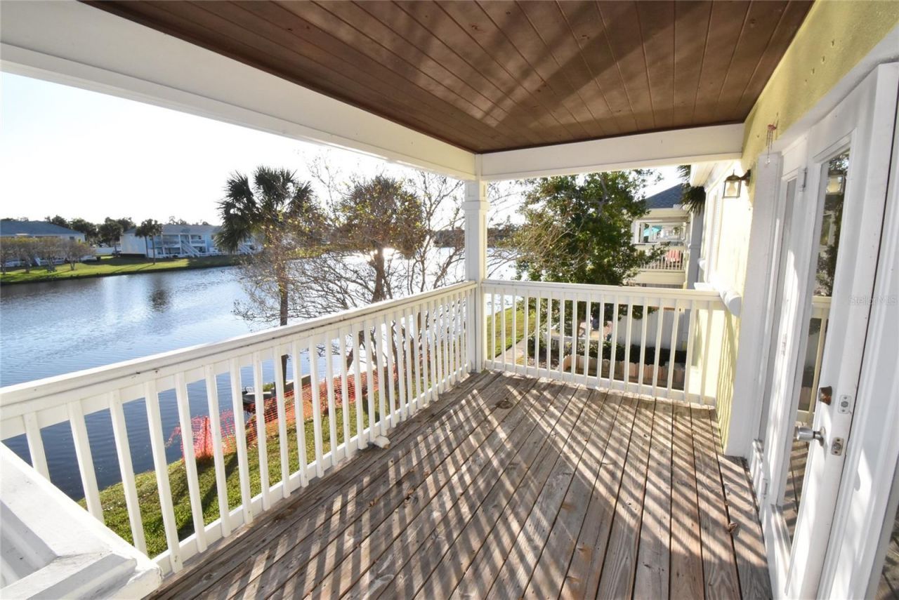 220 Pompano Drive Se, Unit H, Saint Petersburg, FL 33705 Photo