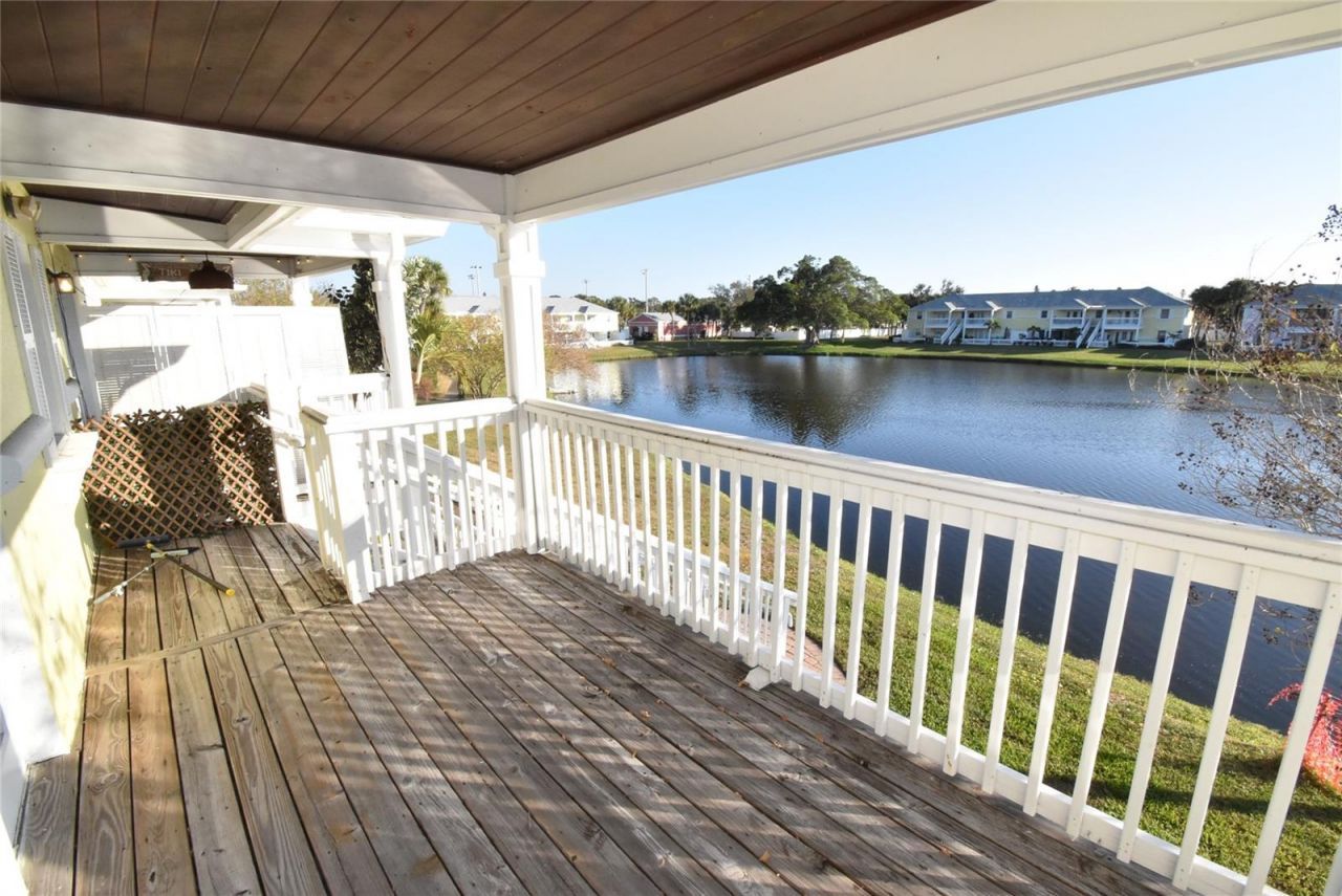 220 Pompano Drive Se, Unit H, Saint Petersburg, FL 33705 Photo